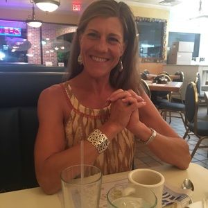Meet your Posher, Gretchen